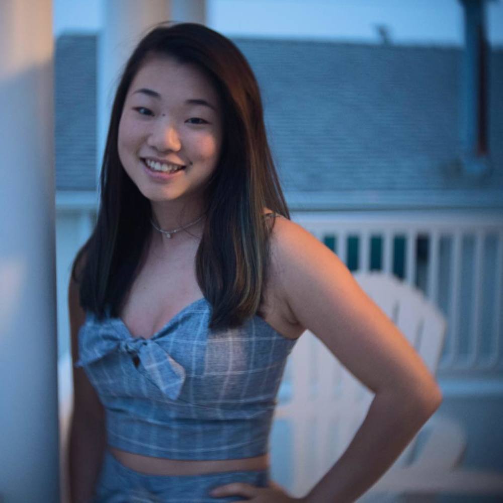 Meet your Posher, Kayla